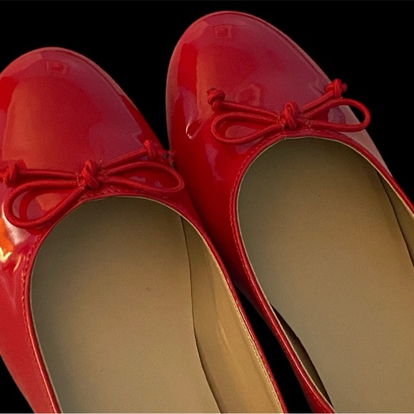Crown & Ivy Etta Flats Red 7M - Picture 6 of 8